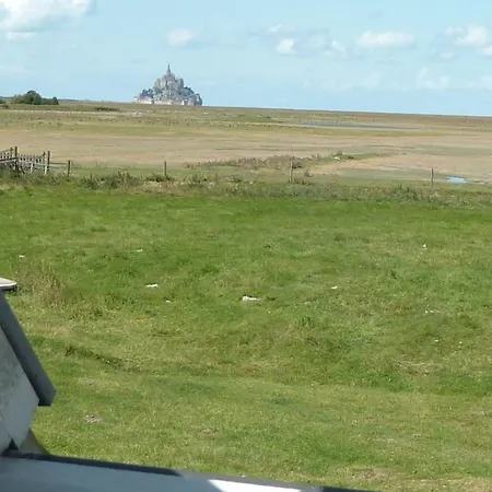 فندق مبيت وإفطار Les Pres-sales Courtils